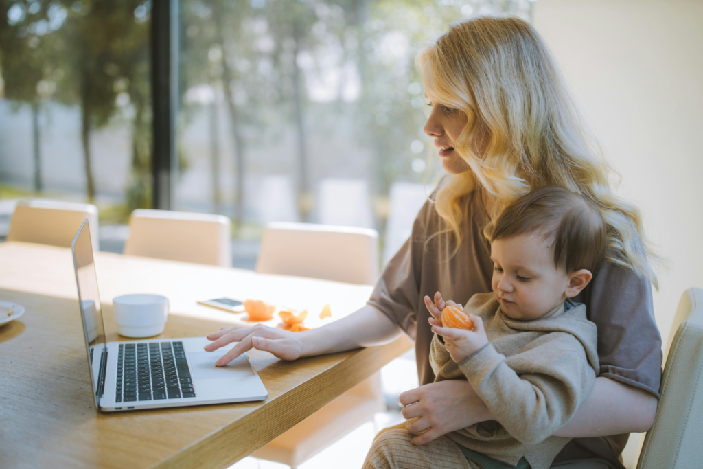 Returning from Parental Leave? Here’s How to Navigate Your Job Search Successfully